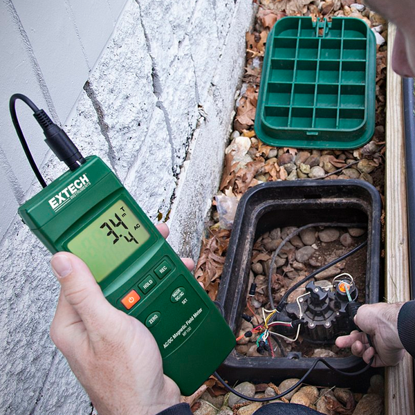 Medidor de Campo Magnético AC/DC Extech MF100