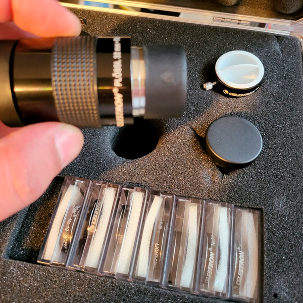 Kit Celestron Filtros y Objetivos para Observación Planetaria (1.25") ²⁶