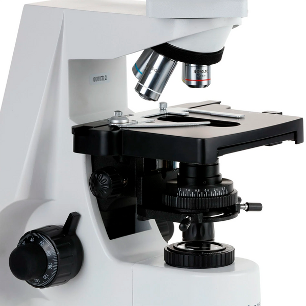 Microscopios Compuestos Trinoculares AmScope Serie T690 desde 40X hasta 2500X