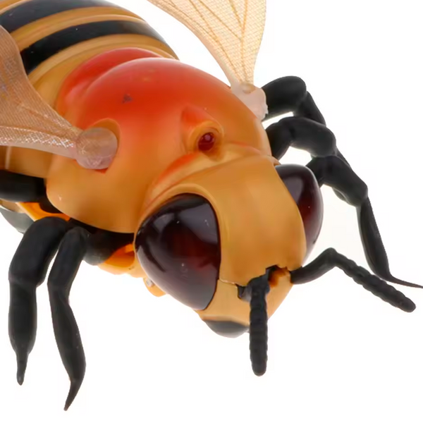 Simulación de Abeja con Control Remoto (+3)