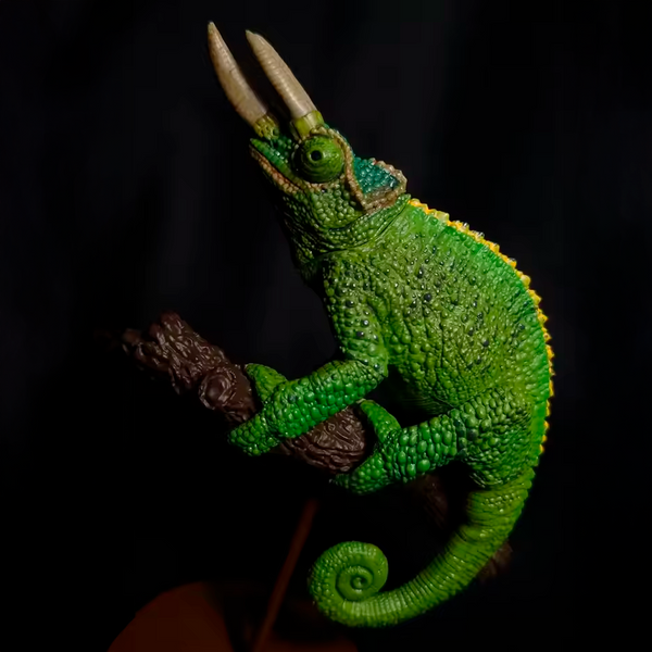 Simulación de Camaleón de Jackson Verde Reptil (+3)
