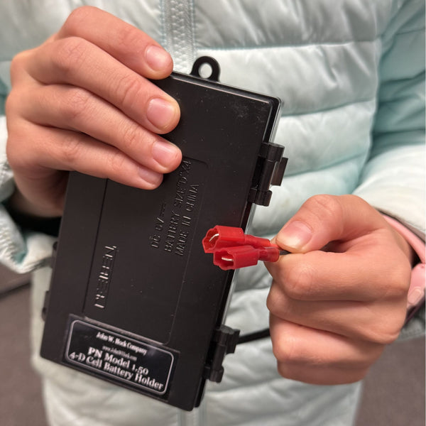 Porta baterías Externo de 4 D-Cell Modelo 1.50 para Trampas de 6V