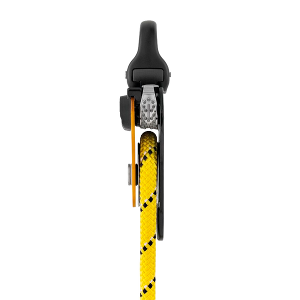 Polea de Captura de Progreso Petzl Pro Traxion con Pivote y Resistente a Caídas
